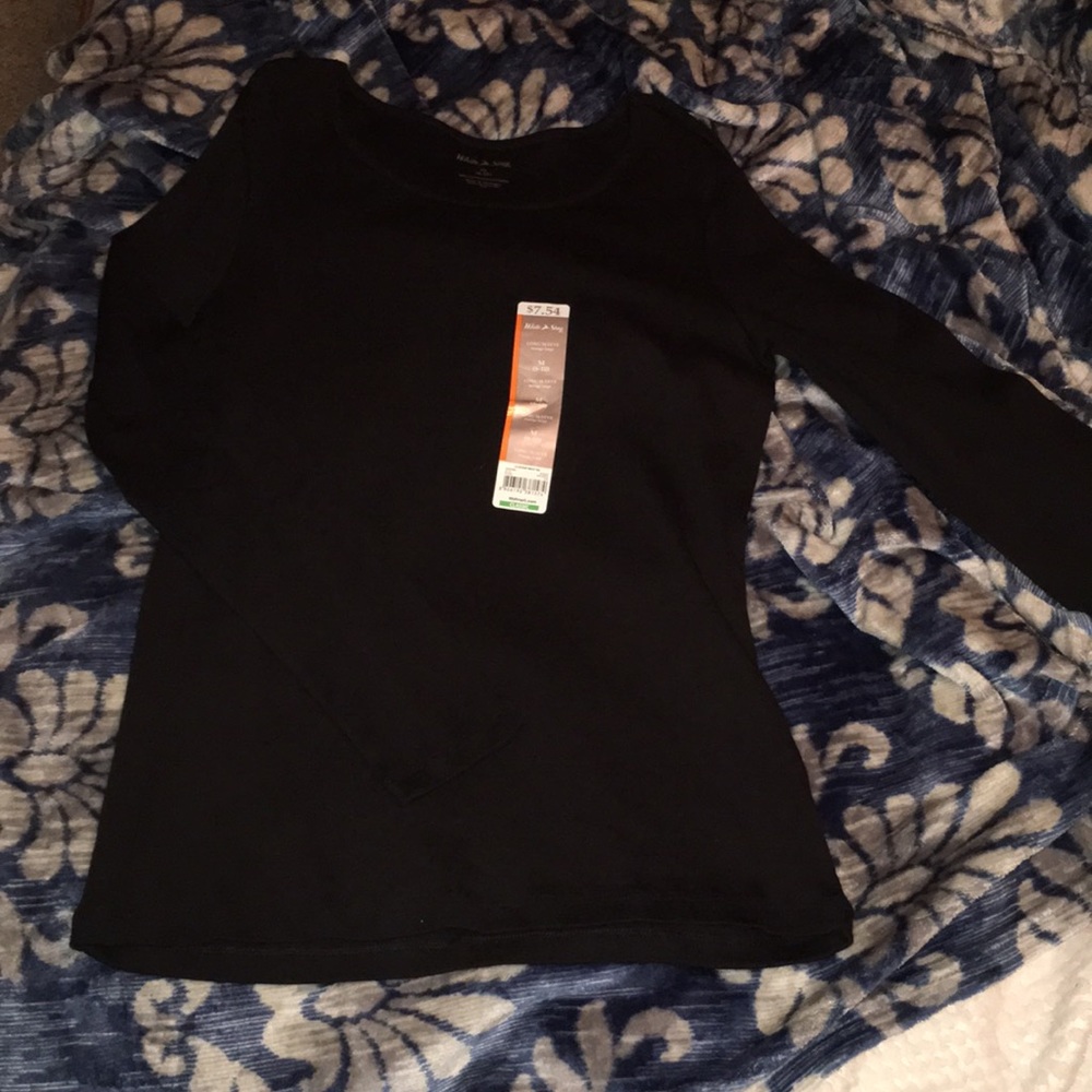 Black long sleeve shirt